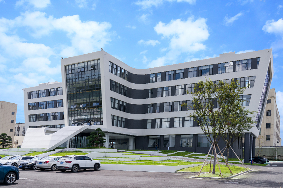 Ngoại thất nhà máy